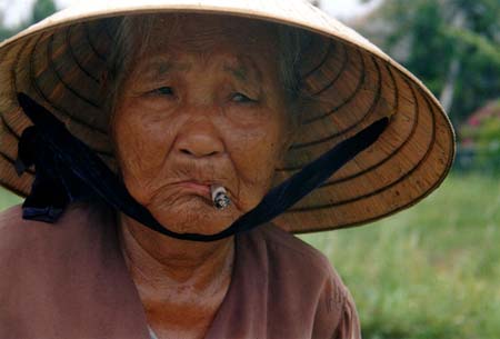 Regard vietnamien