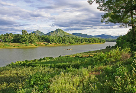 Et coule la rivière