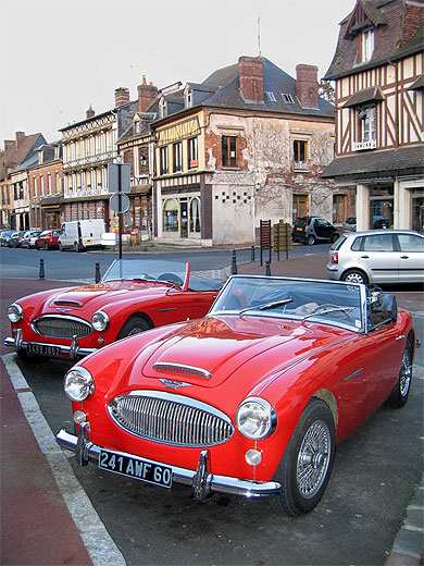 Lyons-la-Forêt cars