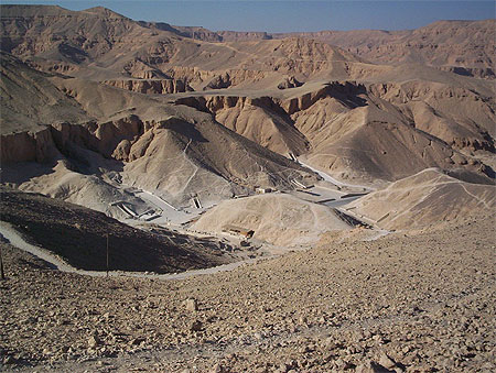 Vallée des Rois :  à pied c'est mieux !!