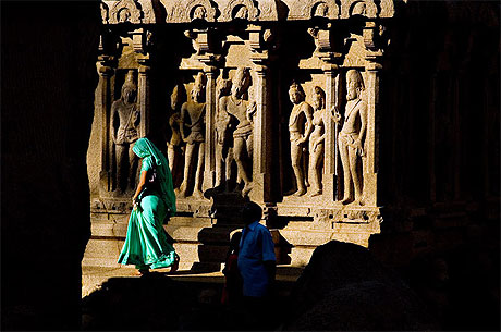 La belle et les statues