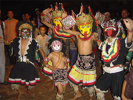 Danseurs à Bhaktapur
