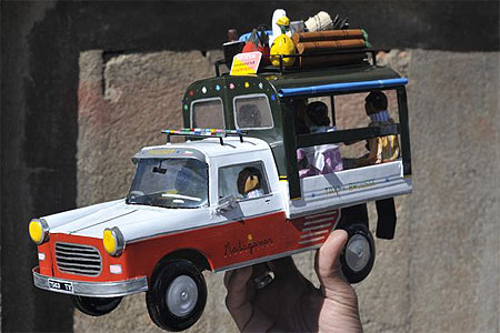 404 Peugeot, l'incontournable Taxi-Brousse !