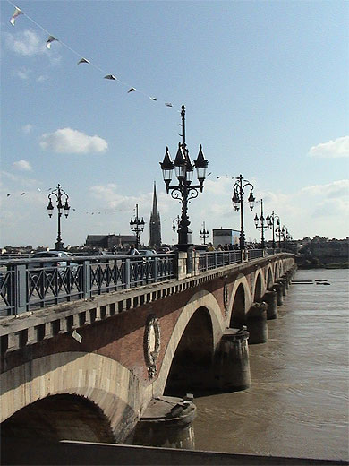 Le pont de pierre