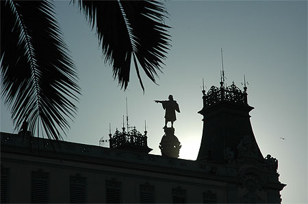 Monument à Colomb