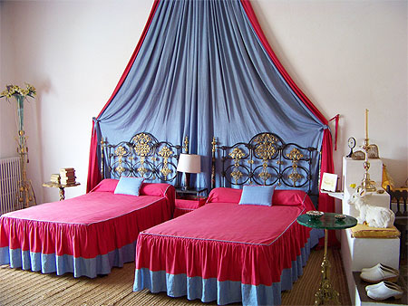 La chambre de Dali et Gala