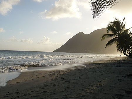 La Plage du Diamant au coucher du soleil