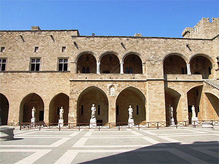 Palais des Grands Maîtres