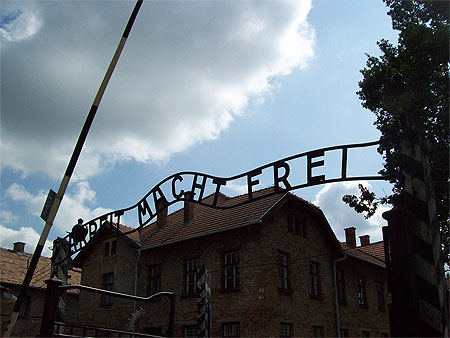 Auschwitz : entrée du camp