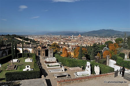 Florence  - Vue de San Miniato - cimetiere delle porte sante
