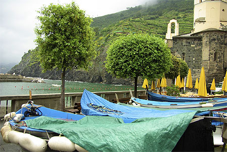 Barques à Vernazza