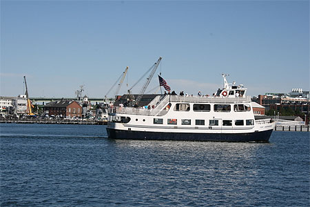 Un bateau sur la Charles river
