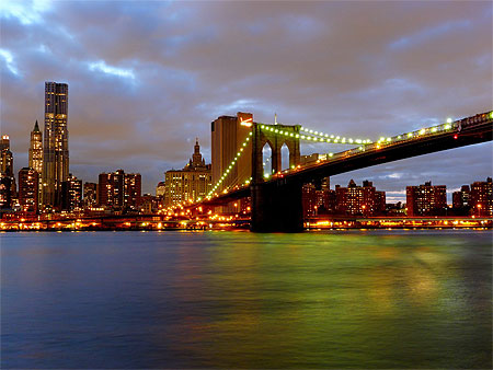 Brooklyn Bridge by night