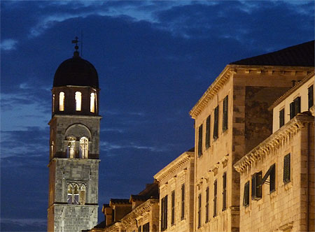 Dubrovnik by night