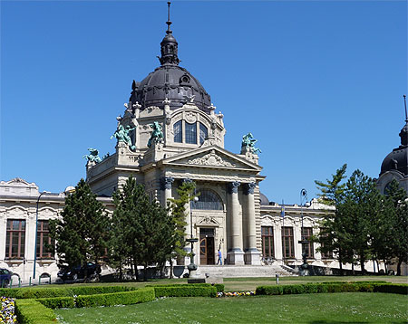 Bains Széchenyi