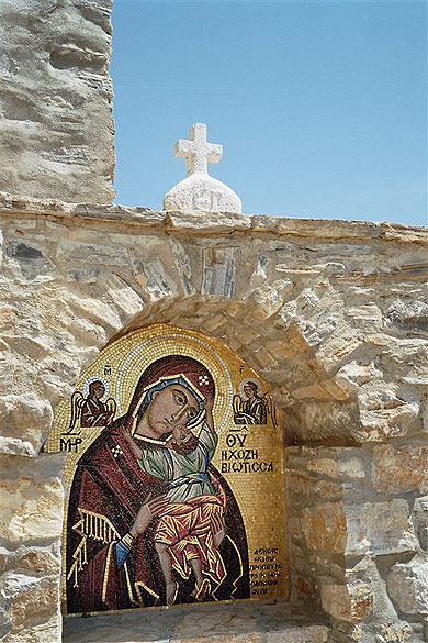 A l'entrée de Chozoviotissa