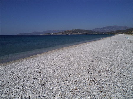 Plage de Mikali