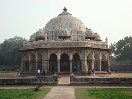 Tombeau d'Isa Khan