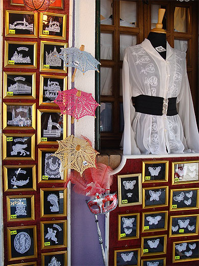 Dentelle sur l'île de Burano