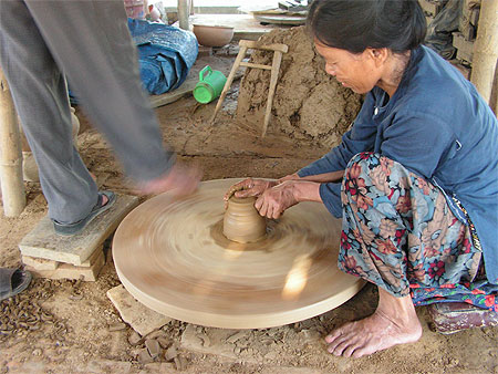 Une poterie artisanale