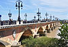 Le Pont de pierre ou, anciennement, le Pont Napoléon