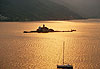 Reflets dorés sur la Baie de Kotor