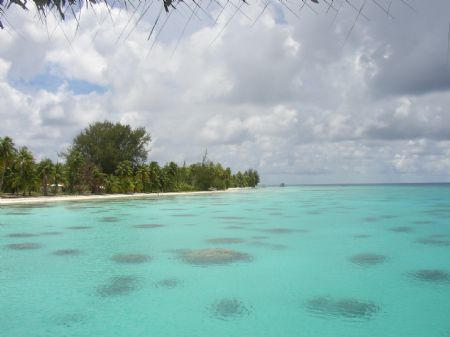 White Sand Beach Resort Fakarava