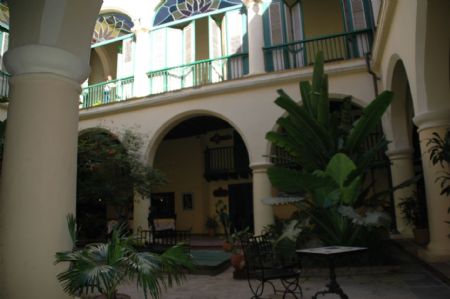 Hostal Conde de Villanueva