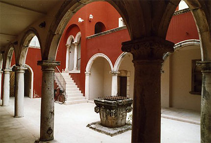 Cour int�rieure dans Zadar