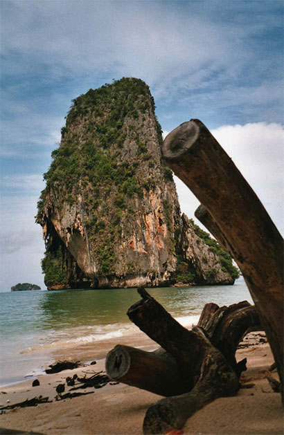 Plage et rochers paradisiaques � Krabi