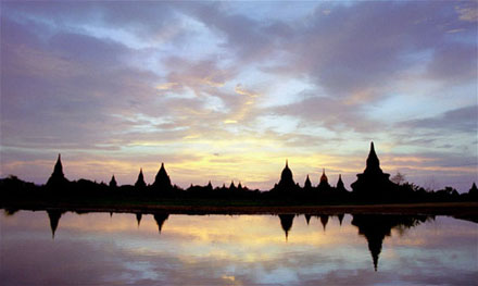 Coucher de soleil � Bagan