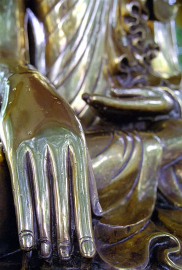 Main de Bouddha � la Pagode Schwedagon