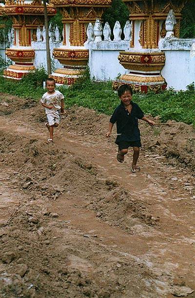 Petits laotiens