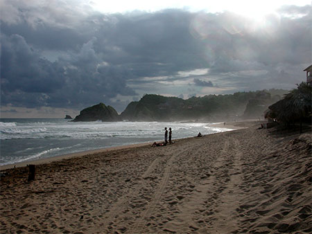 Jeu de lumi�re sur Zipolite