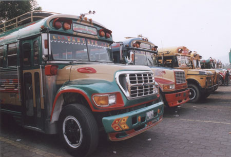 Chicken bus sur le d�part