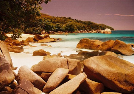 Sable immacul� d'Anse Lazio 