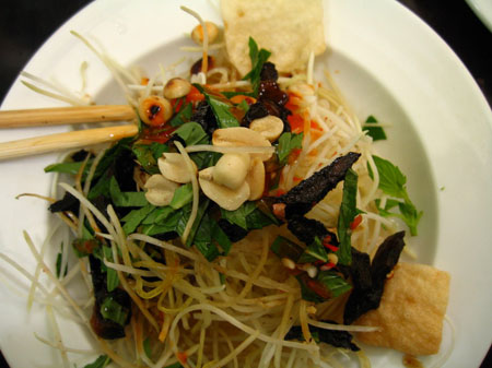 Salade de papaye verte, boeuf s�ch�