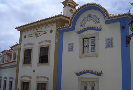 Fa�ades typiques