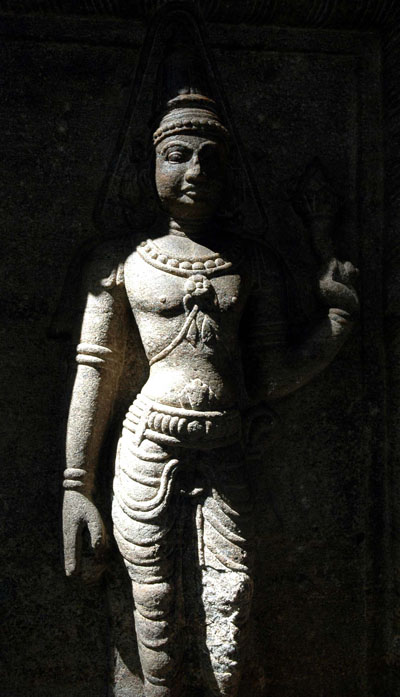 Statue au temple de la dent d'or