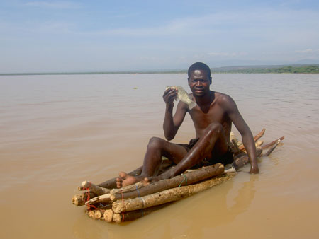 P�cheur sur le lac Baringo
