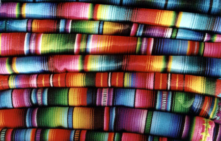 Tissus multicolores au march� de Chichicastenango