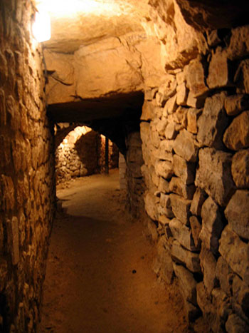 Cave-carri�re Delacroix