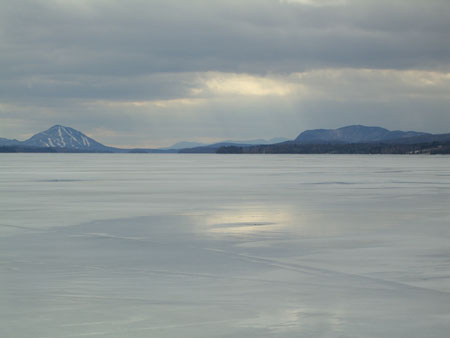 Le lac Memphremagog gel�