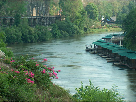River Kwa� et chemin de fer