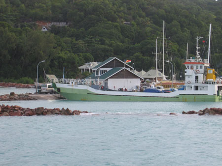 Le port de Praslin