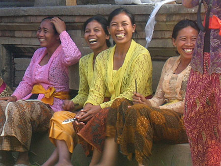 Femmes au temple