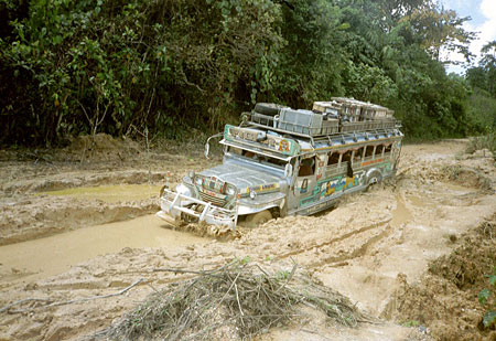 Jeepney en mauvaise posture