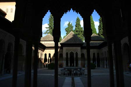 Le Patio de los Leones