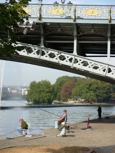 Les p�cheurs sous le pont de Fragn�e