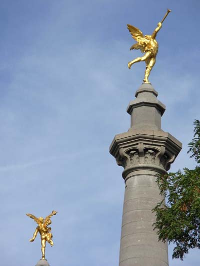 Les anges du Pont de Fragn�e